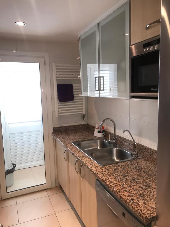 Apartament Catalunya, Centrico Y Con Parking L' Escala Luaran gambar
